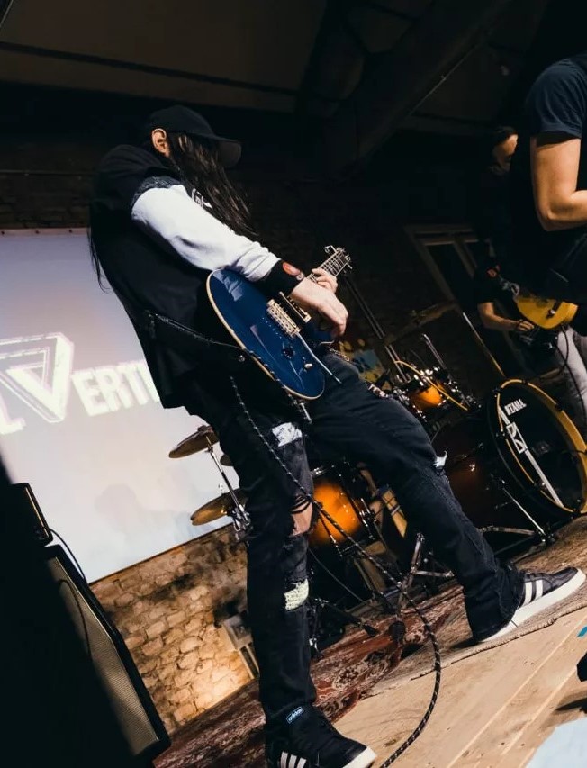  immagine ragazza che balla